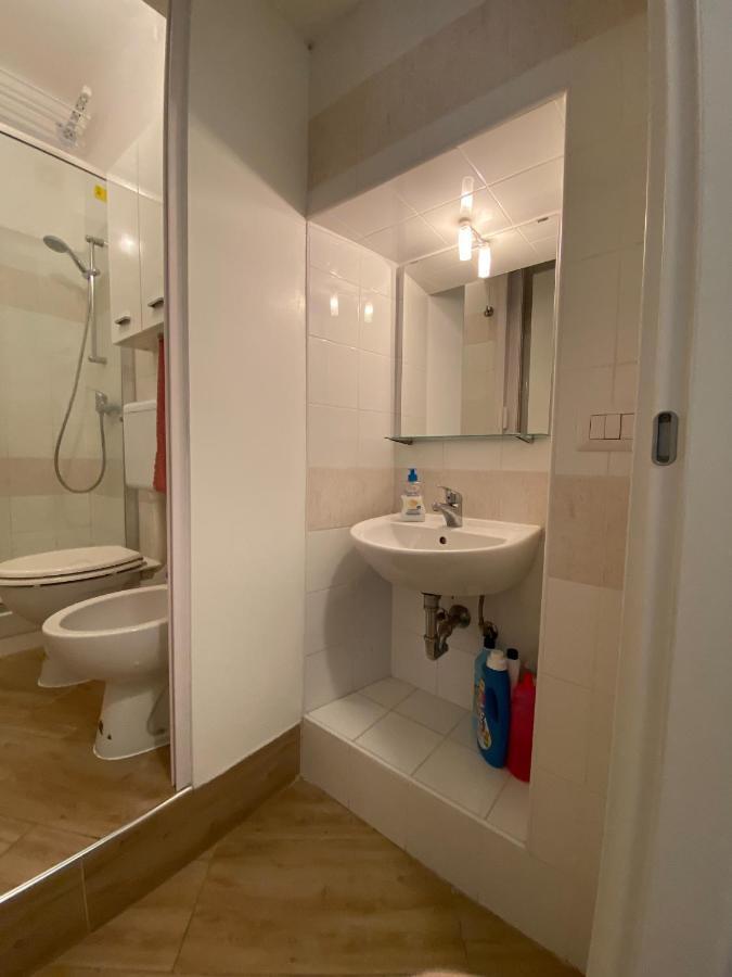 Studio In Milan - Nolo Appartement Buitenkant foto