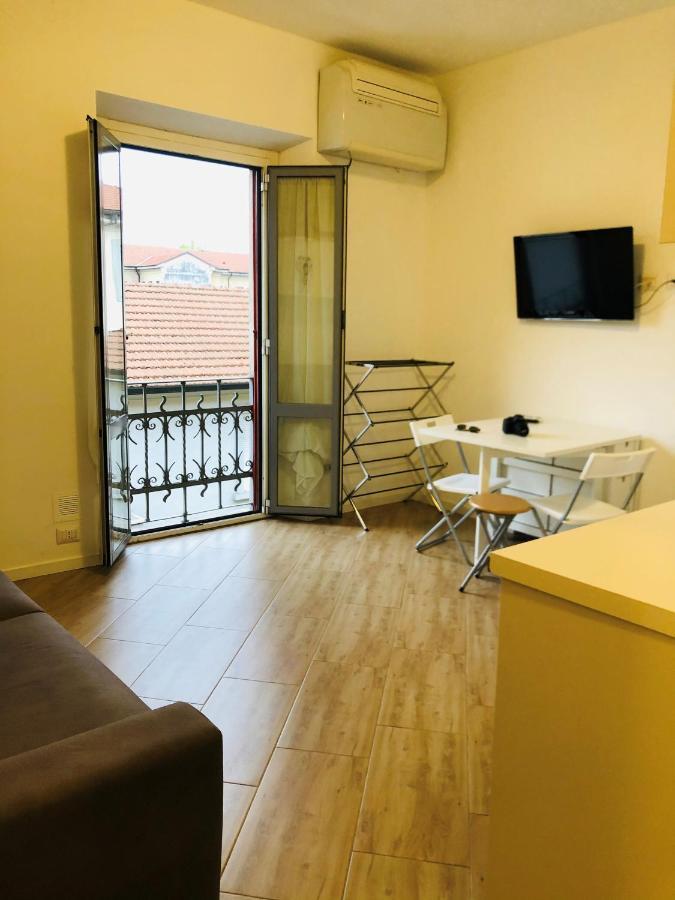 Studio In Milan - Nolo Appartement Buitenkant foto